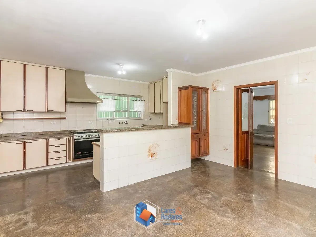 Imagem Casa para venda em Jardim Ana Maria com 3 quartos, sendo 1 suíte, 280m²