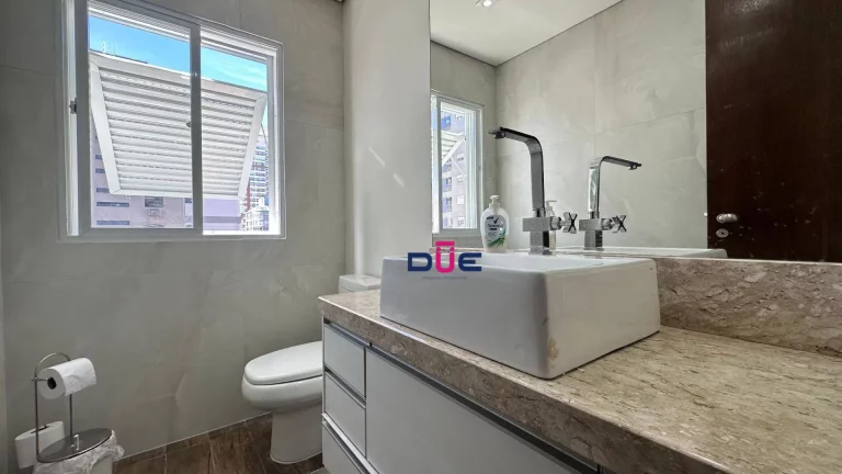 Imagem Apartamento com 3 dormitórios à venda, 125 m² por R$ 795.000 - Gonzaga - Santos/SP