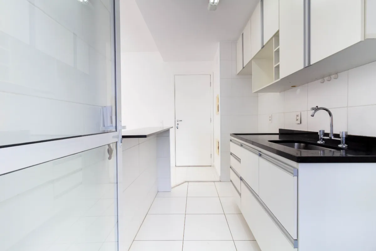 Imagem Apartamento para venda e locação em Vila Anastácio com 2 quartos, 55m2