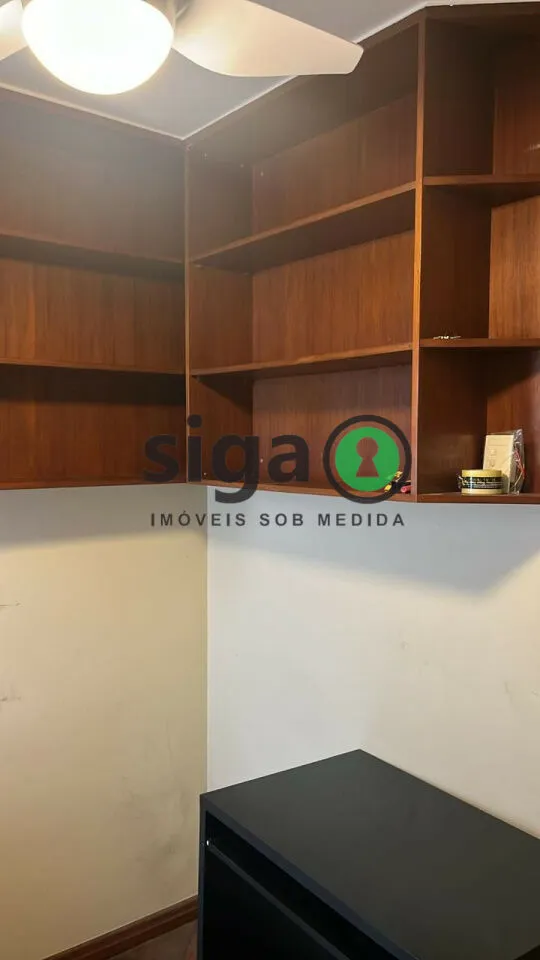 Imagem Apartamento com 3 dormitórios e 2 vagas no Edifício Coronet I e II.