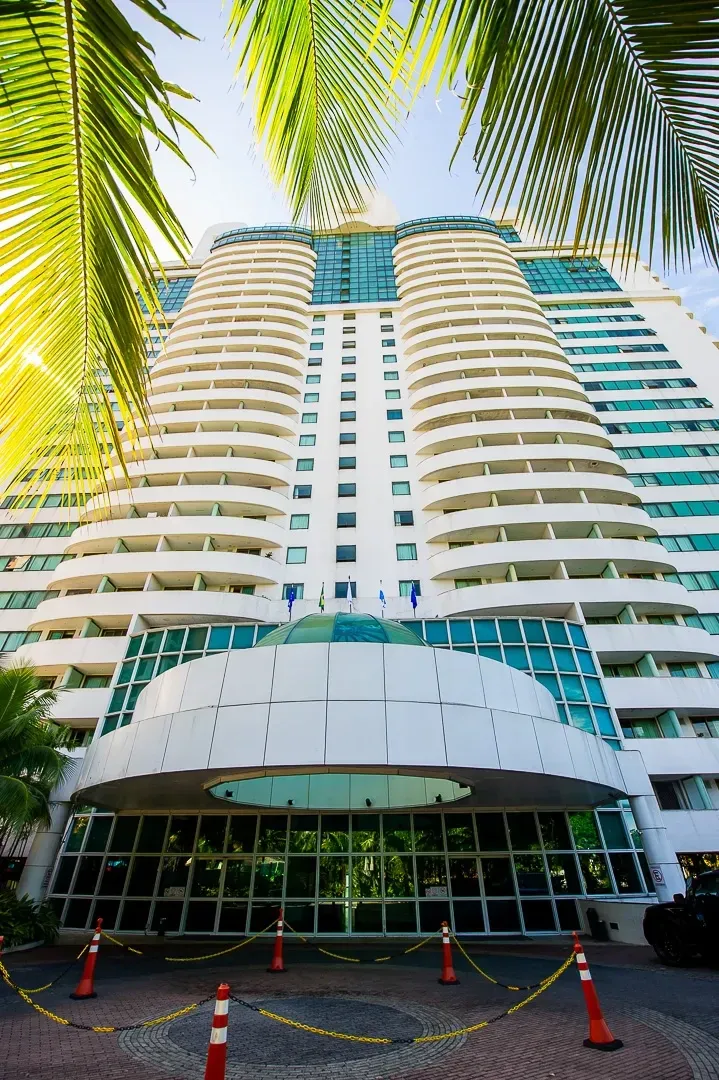 Foto do imóvel Flat com 2 Quartos à Venda, 55 m² em Avenida Gastão Senges
