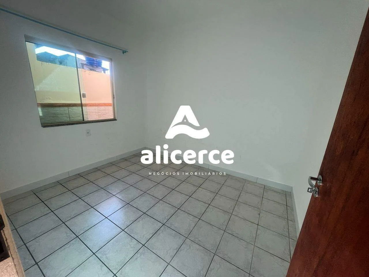 Imagem Casa à venda com 3 quartos 1 suíte, 98m² em Forquilhas São José