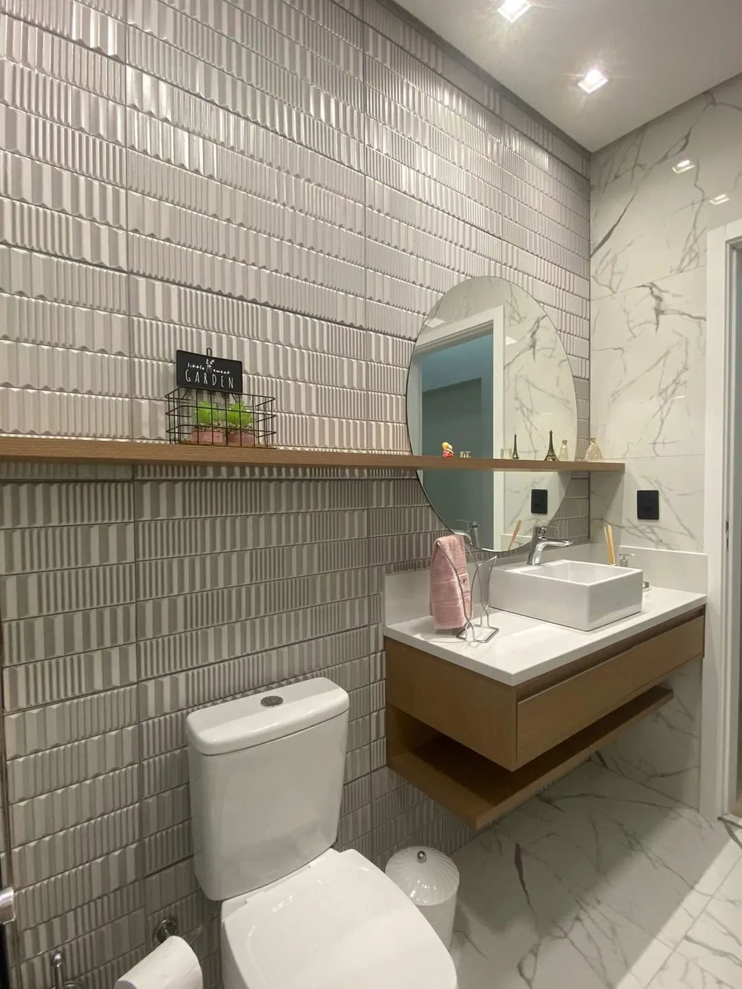 Imagem Casa à venda 3 Quartos, 1 Suite, 2 Vagas, 300M², Guedes, Tremembé - SP | Morada do Visconde