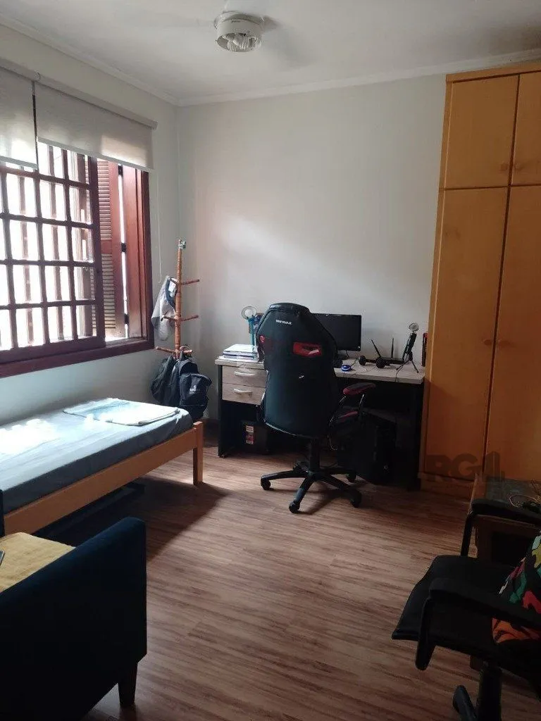 Imagem Apartamento de 3 dormitórios no bairro Petrópolis