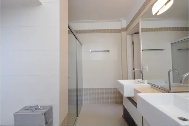 Imagem Apartamento à venda em São Paulo, Santa Cecília, com 3 quartos, 180m2