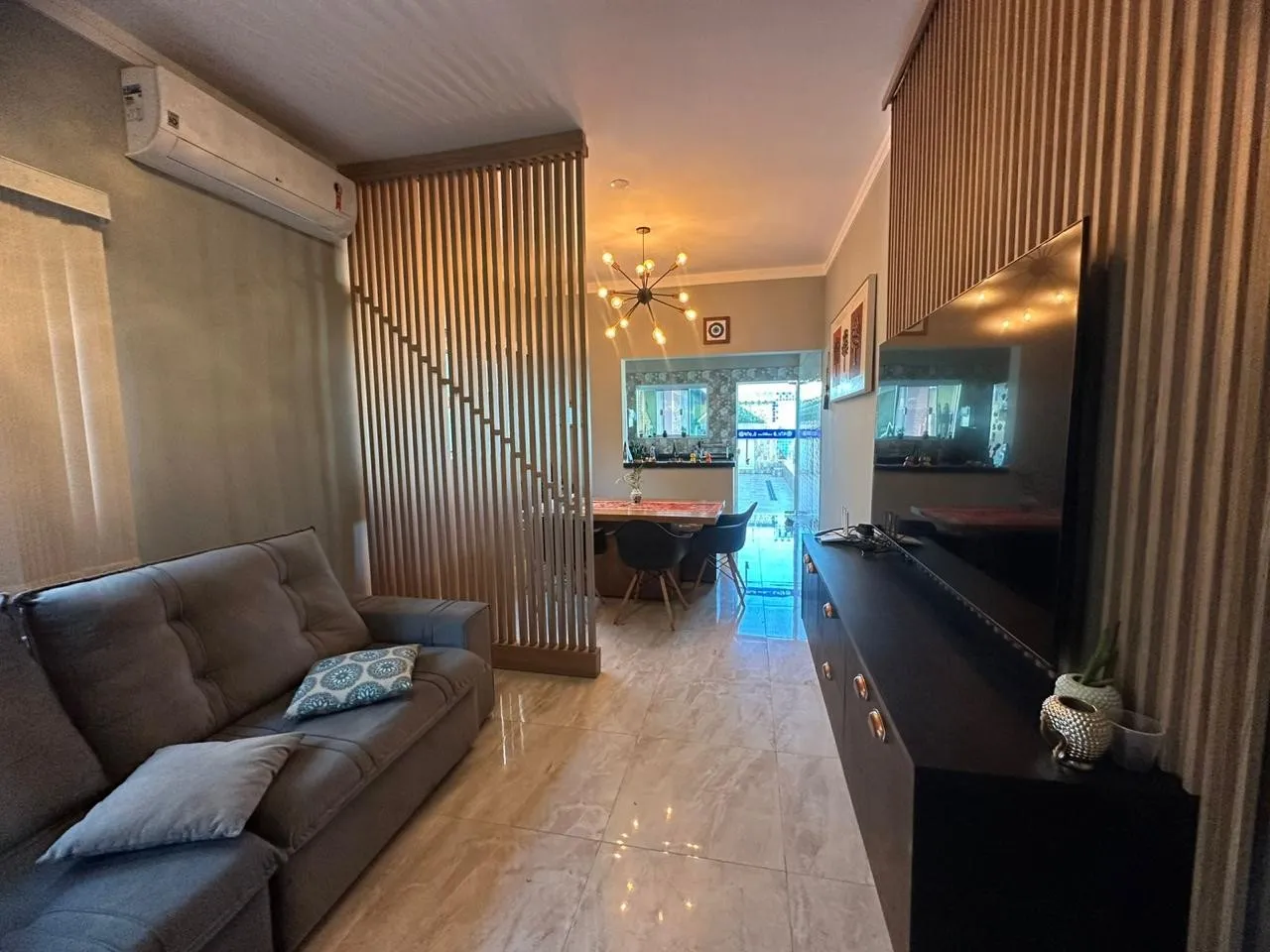 Imagem Casa para Venda em Itanhaém, Jardim Suarão (Praia), 3 dormitórios, 2 suítes, 2 banheiros, 3 vagas