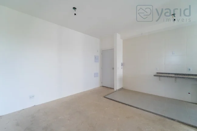 Imagem Imperdível! Apartamento à venda em Jundiaí-SP, no bairro Medeiros, com 2 quartos, 1 suíte, 1 sala, 2 banheiros, 2 vagas, 67m².