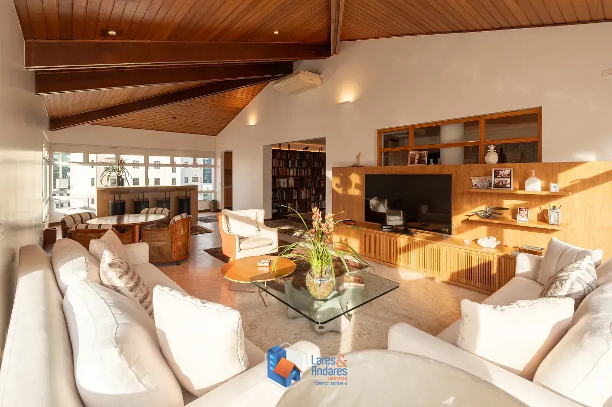 Imagem Duplex para venda e locação em Itaim Bibi com 3 quartos, sendo 3 suítes, 384m²