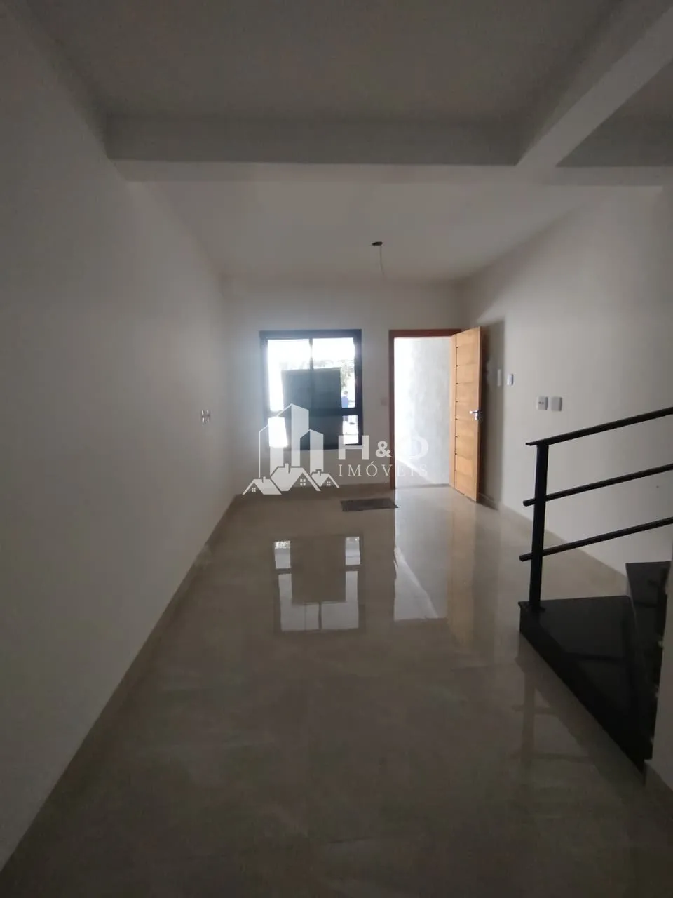 Imagem SOBRADO NOVO À VENDA - JARDIM TRÊS MARIAS/ PATRIARCA