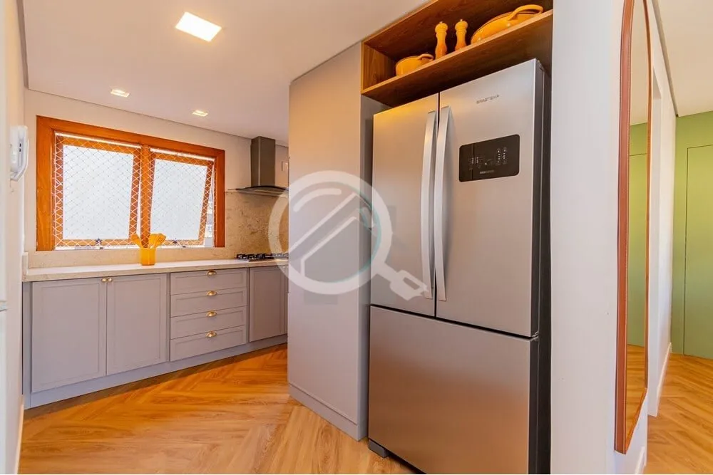 Imagem Este lindo apartamento de 120m² foi recentemente renovado com um projeto exclusivo que combina esti...
