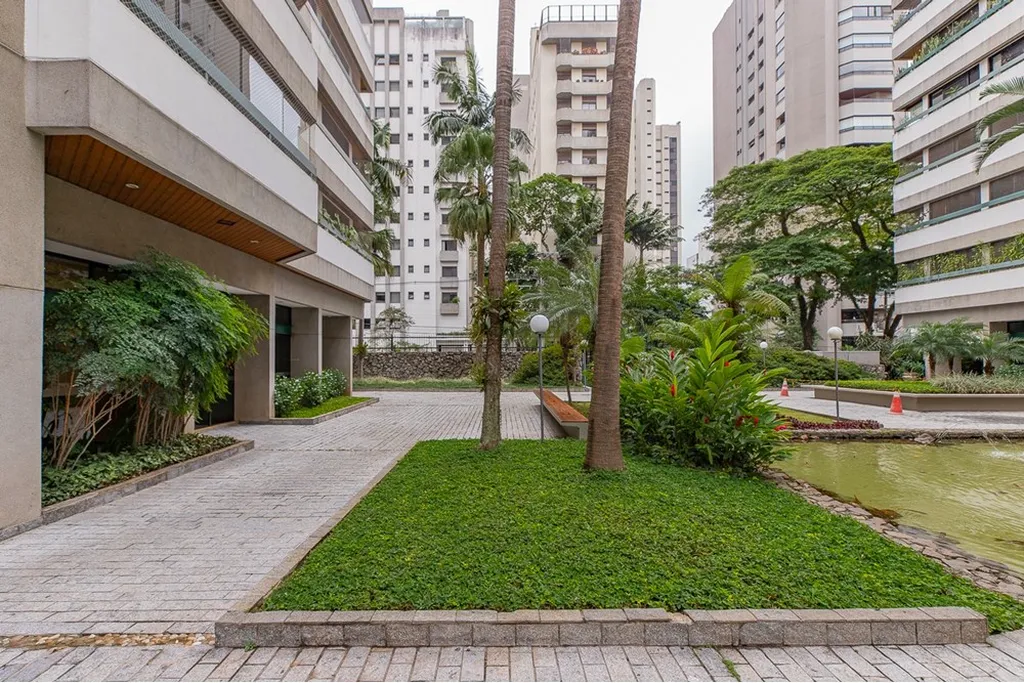 Imagem Apartamento à venda em São Paulo, Moema, com 4 quartos, 146m2