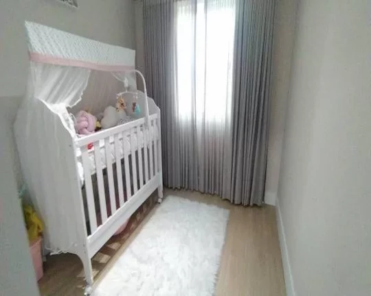 Imagem Sobrado em condomínio, 03 quartos, 02 vagas no Atuba/Tingui em Curitiba PR