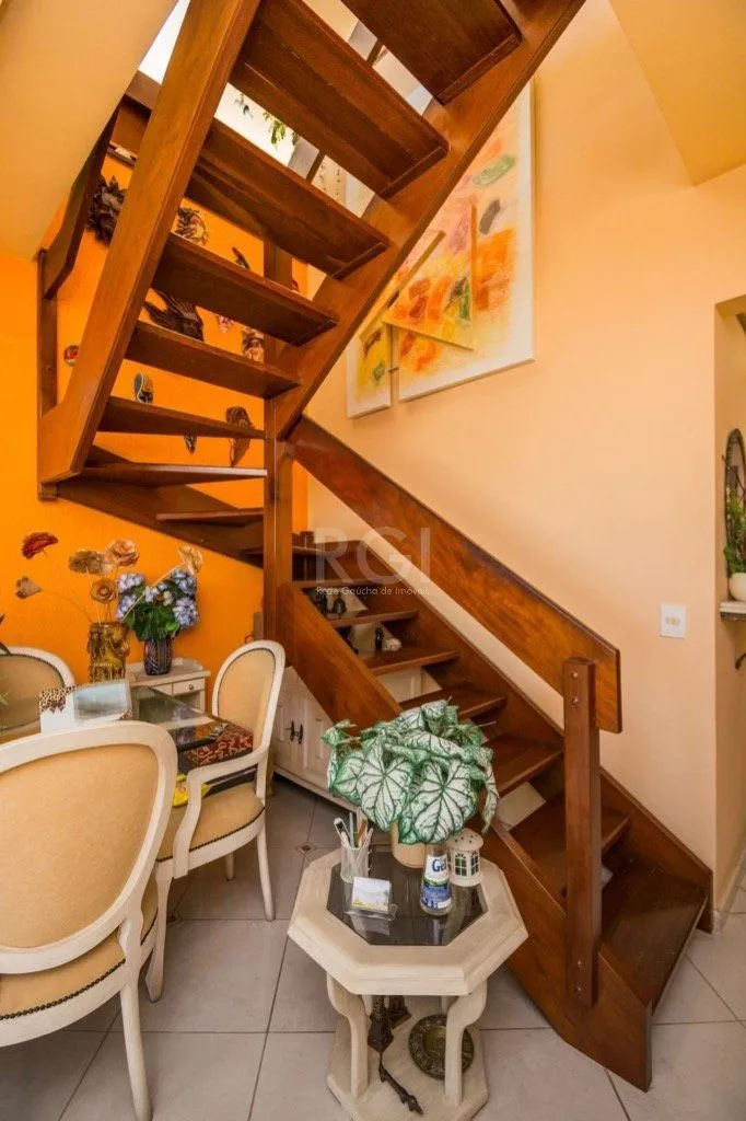 Imagem Cobertura para Venda - 199m², 3 dormitórios, sendo 1 suites, 2 vagas - Azenha