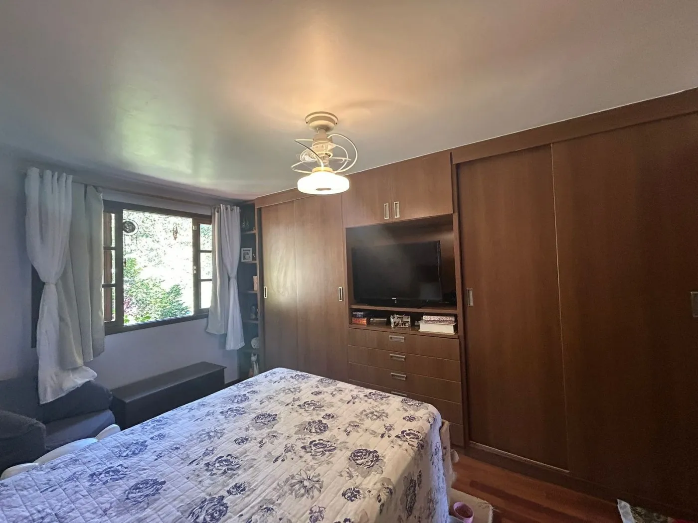 Imagem Casa em Condomínio para Venda em Teresópolis / RJ no bairro Carlos Guinle