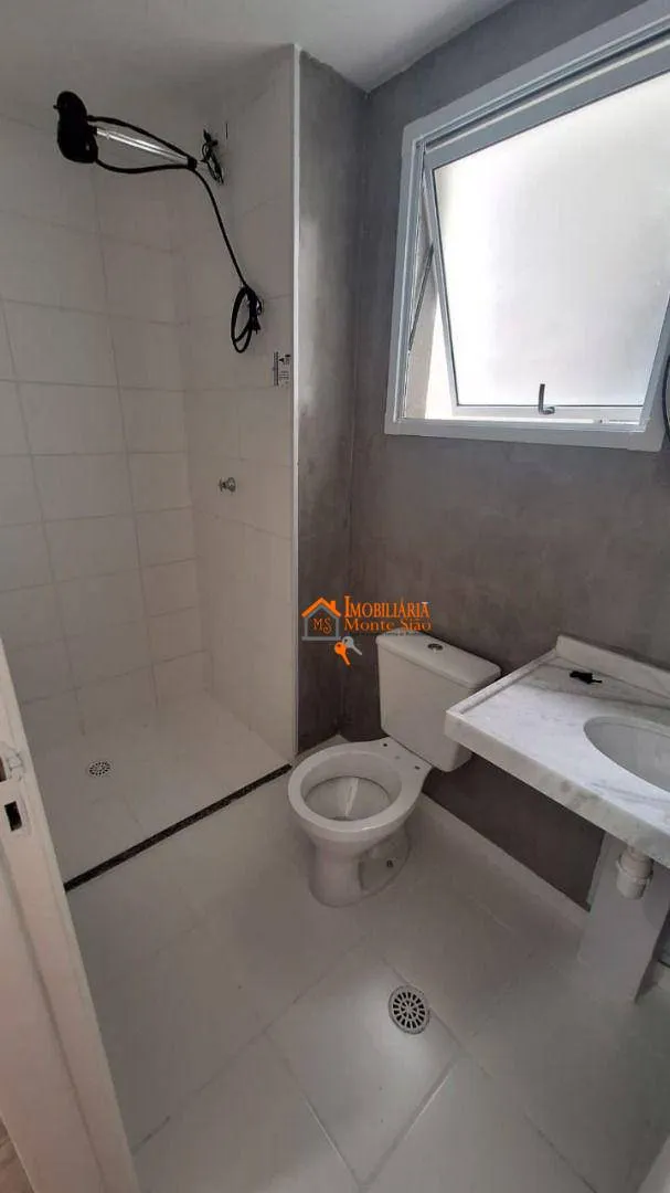 Imagem Apartamento com 2 dormitórios à venda, 46 m² por R$ 250.000,00 - O Pequeno Coração - Itaquaquecetuba/SP