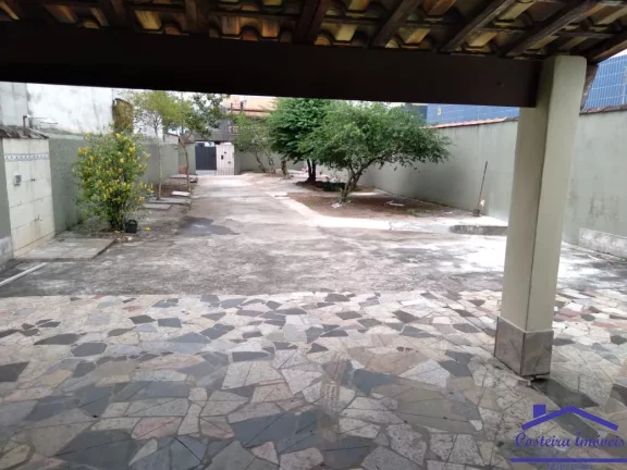 Imagem Casa no Centro (tipo edícula)