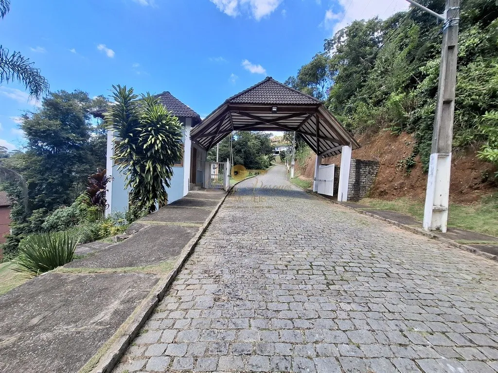Imagem Terreno em Condomínio para Venda em Teresópolis / RJ no bairro Barra do Imbuí