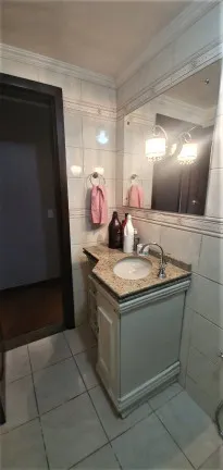 Imagem Casa com 3 Quartos à Venda, 223 m² em Novo Mundo - Curitiba