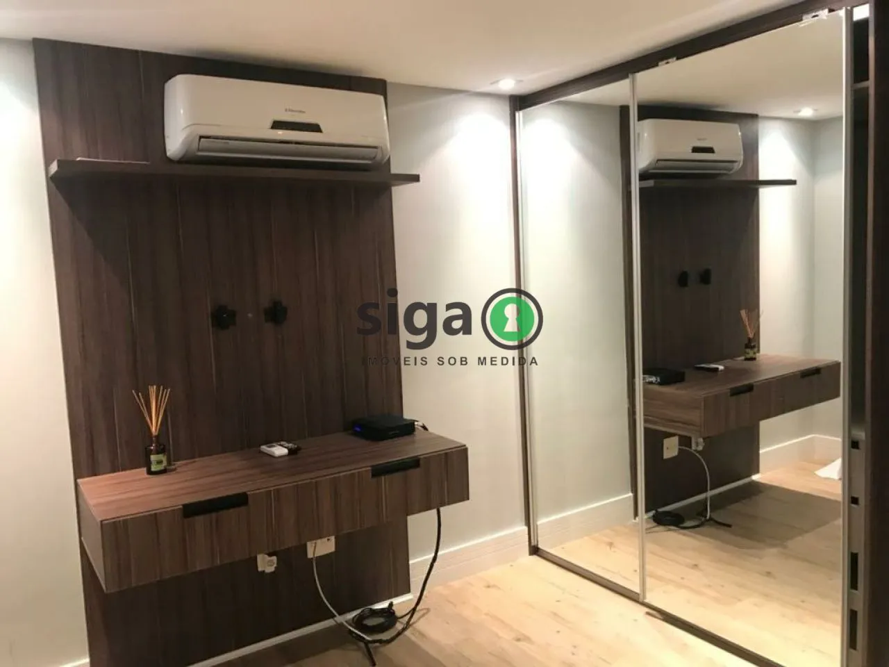 Imagem Duplex equipado e decorado com 100m2, 2 Suites , lavabo, cozinha planejada e 2 vagas