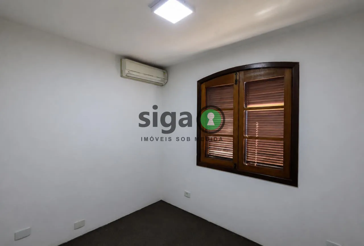 Imagem Casa Sobrado de 220m² com 3 quartos - Chácara Santo Antônio- São Paulo/SP