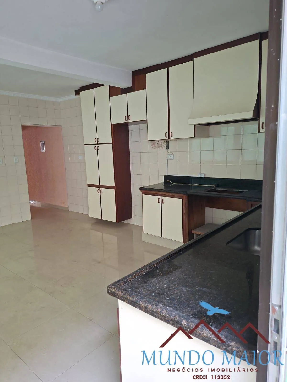 Imagem Sobrado Completo:3 Dorms,2 Banheiros,Área Gourmet e Vaga Tripla - Marajoara