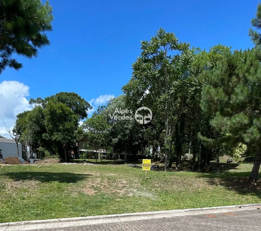 Imagem Vende-se terreno em Gramado, Vivendas do Arvoredo, 464,82m2