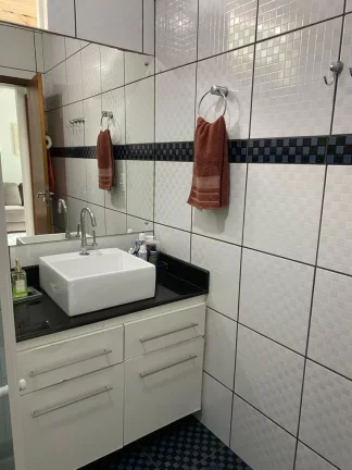 Imagem Casa Espetacular a 1,4 km da Praia Central de Garopaba-SC: Mobiliada e Pronta para Você!