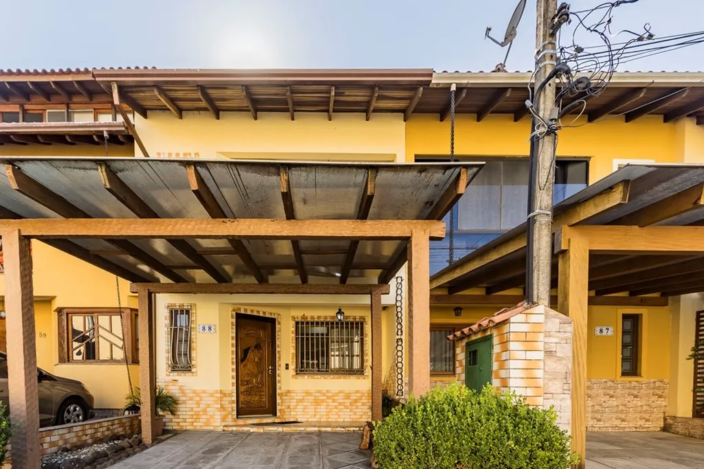 Imagem Casa de Condomínio em Aberta dos Morros