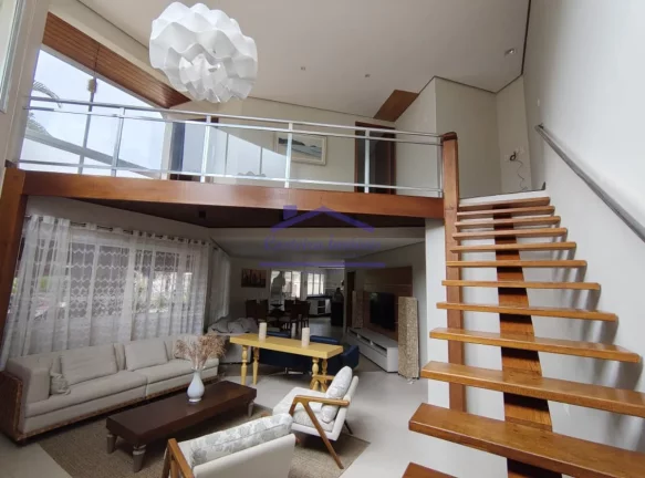 Imagem Casa em condomínio fechado - Alto padrão