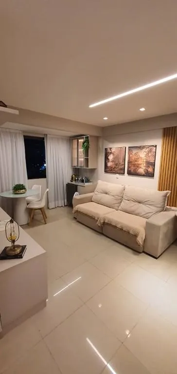 Imagem Apartamento de 78 m² em Intermares, porteira fechada, 2 suítes, piscina e localização privilegiada, perto de tudo e a poucos minutos do mar.