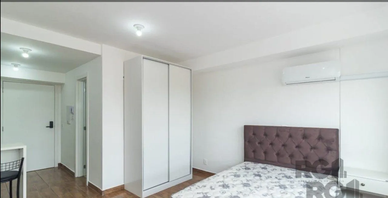 Imagem Loft com 27m², localizado ao lado da PUCRS