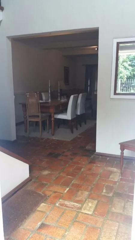 Imagem Casa para Venda - 239.2m², 3 dormitórios, 2 vagas - Recanto Do Sabiá