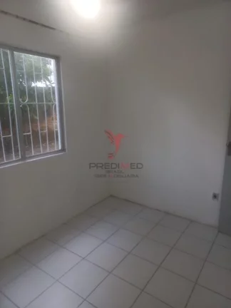 Imagem Oportunidade Única! Seu 2 Quartos Térreo em Condomínio Fechado no Caji