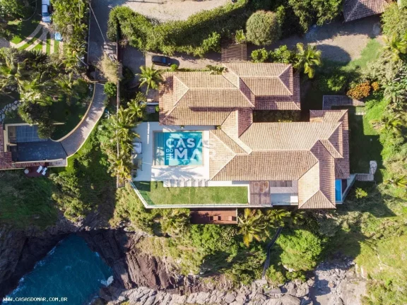 Imagem Luxuosa mansão à beira-mar em Armação dos Búzios-RJ: 10 quartos, 10 suítes, 3 salas, 11 banheiros, 8 vagas de garagem, 1.100m² de área.
