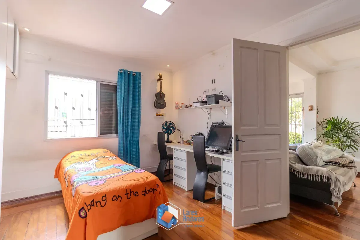 Imagem Casa para venda em Bosque da Saúde com 4 quartos, 410m²