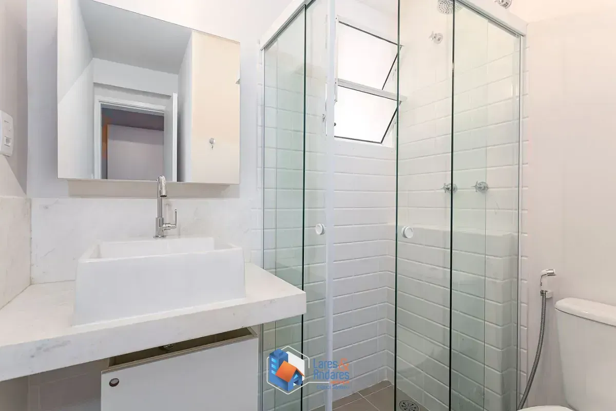 Imagem Apartamento para venda em Pinheiros com 4 quartos, sendo 1 suíte, 135m²