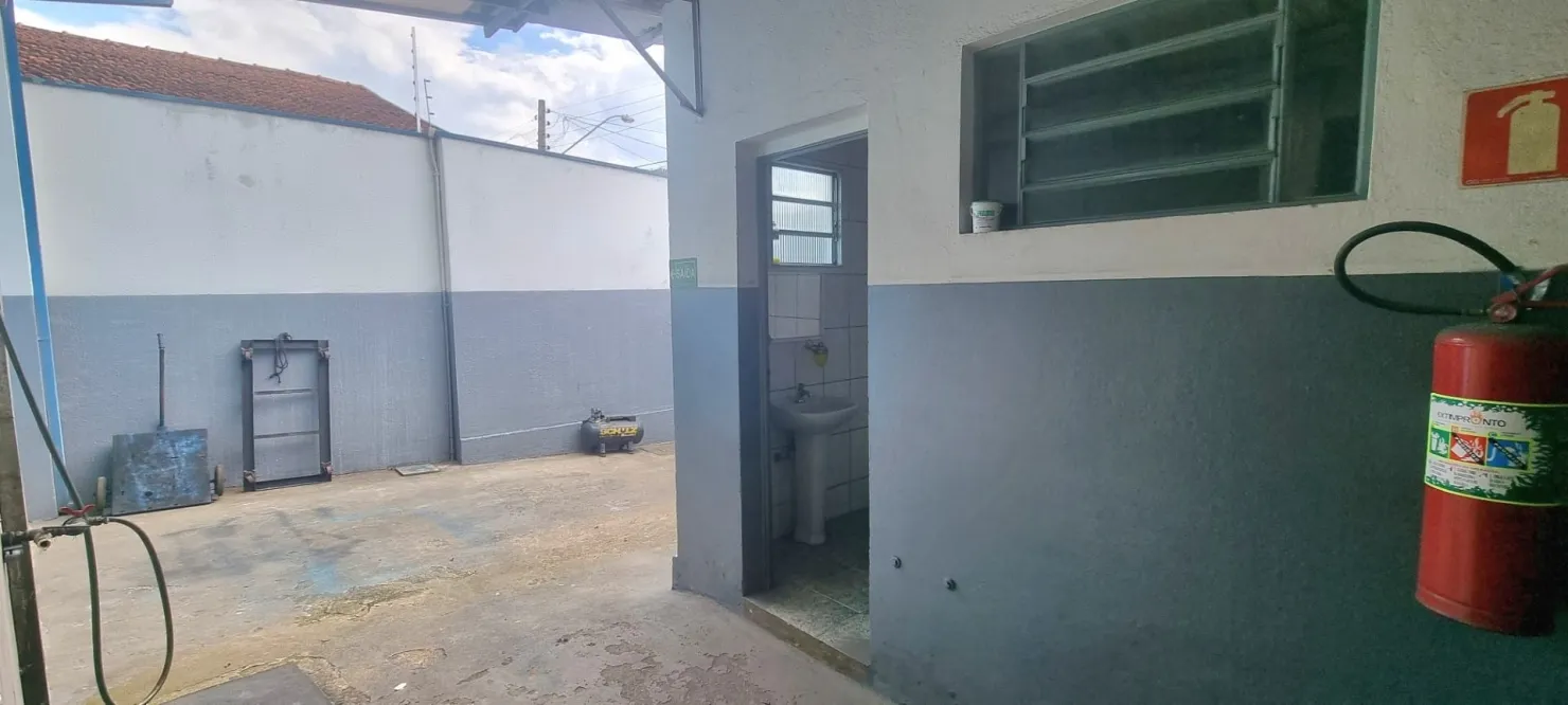 Imagem Prédio Comercial Completo com 3 Pisos, Elevador, Acesso Facilitado e Localização Estratégica para Seu Negócio