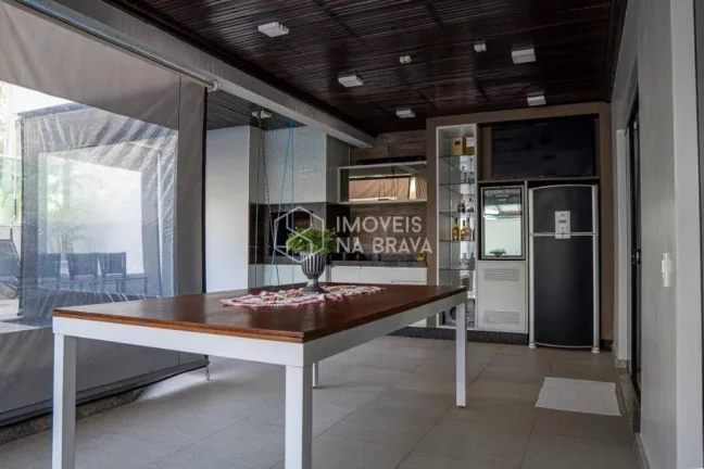Imagem CASA 3 QUARTOS - LOCAÇÃO - PRAIA BRAVA - ITAJAI/SC