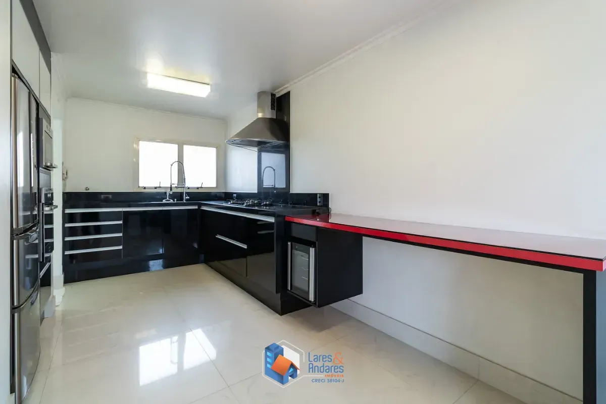 Imagem Apartamento para venda em Moema com 3 quartos, sendo 3 suítes, 150m²
