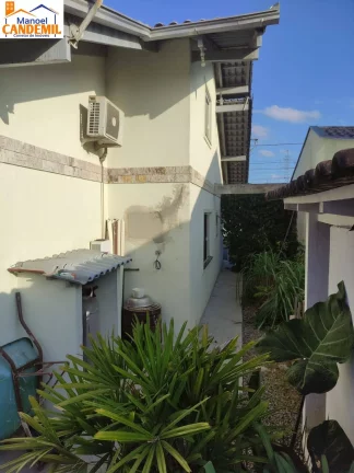 Imagem Casa averbada à venda em Joinville, aceita imóvel maior valor.