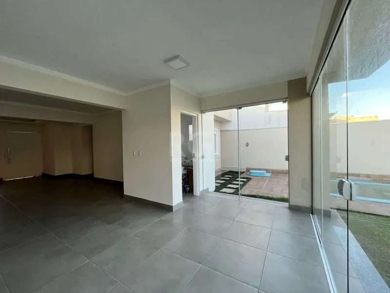 Imagem Casa para Venda - 130m², 3 dormitórios, sendo 1 suites, 3 vagas - Parque Granja Esperança