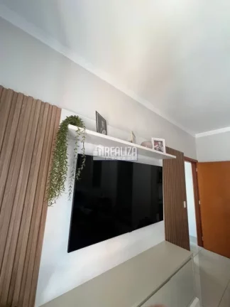 Imagem Casa com piscina aquecida e varanda gourmet no Condomínio Estância dos Ipês, em Uberaba!