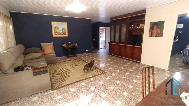 Imagem (ESTUDA PERMUTA) Chácara de 1000m2 de esquina com casa de 300m2, em ótima localização no Cascatinha/Santa Felicidade em Curitiba PR
