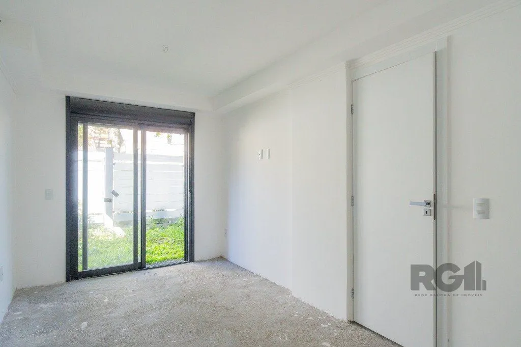 Imagem Apartamento Garden de 136,66m² com 3 dormitórios e 2 vagas no bairro Nonoai!