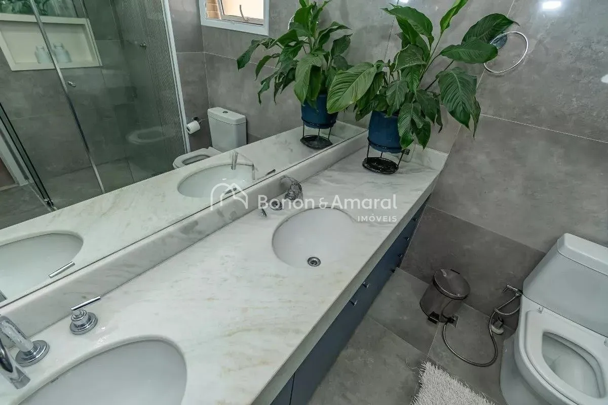 Imagem Apartamento à venda com 189m², 4 quartos e 3 vagas