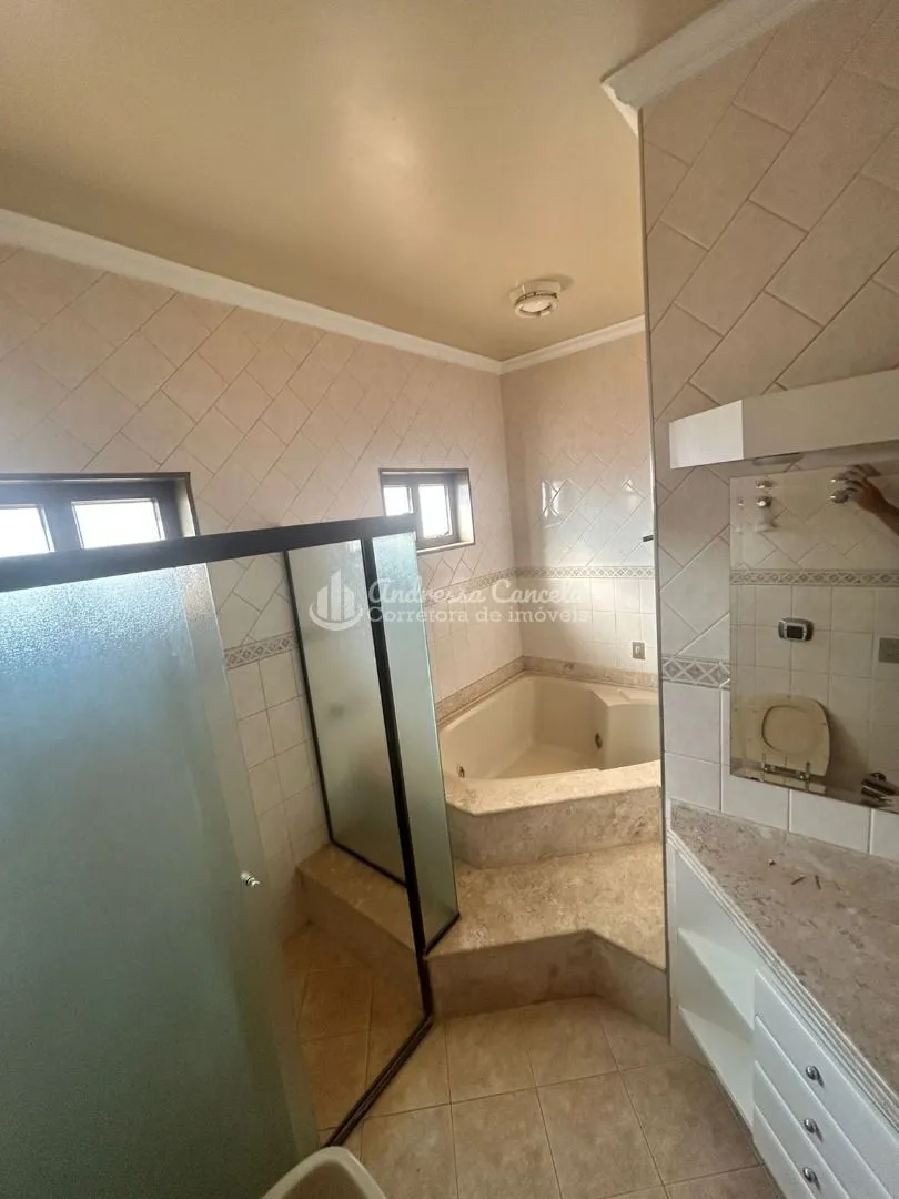 Imagem Sobrado comercial 3 suítes à venda, 400 m² por R$ 1.380.000 - Universitário - São José do Rio Preto/SP