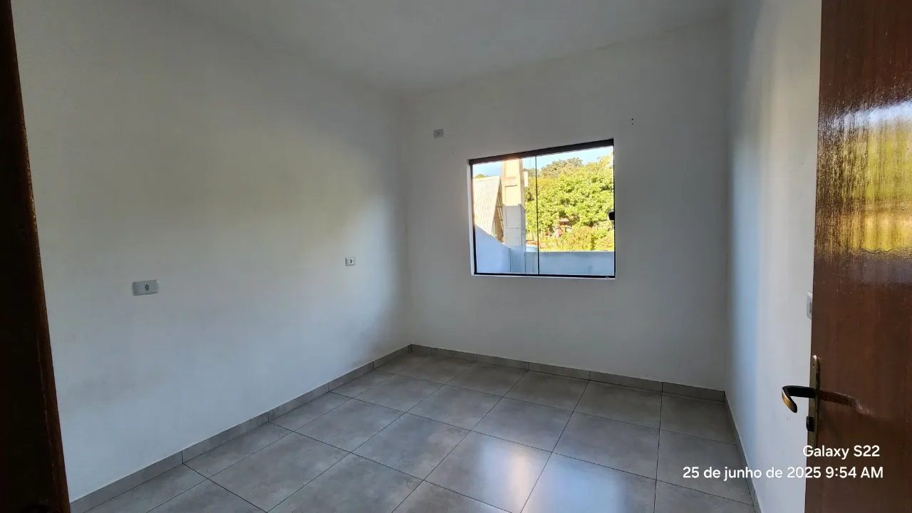 Imagem Casa térrea com 46,86m², 02 dormitórios, banheiro social, sala de estar, copa e cozinha integrada...