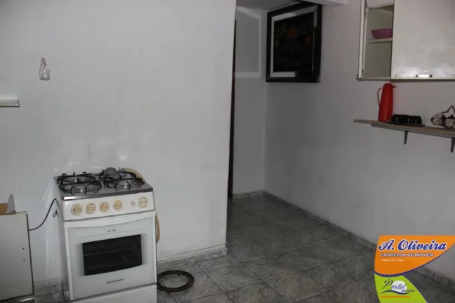 Imagem Linda Casa 04 Dormitorios (sendo 01 Suíte) - 200 Metros da Praia