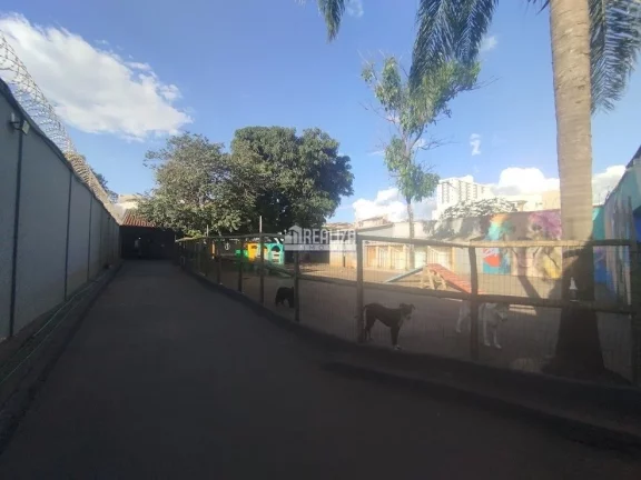 Imagem Casa à venda no Europark, Uberaba - 2 dormitórios, suíte, varanda