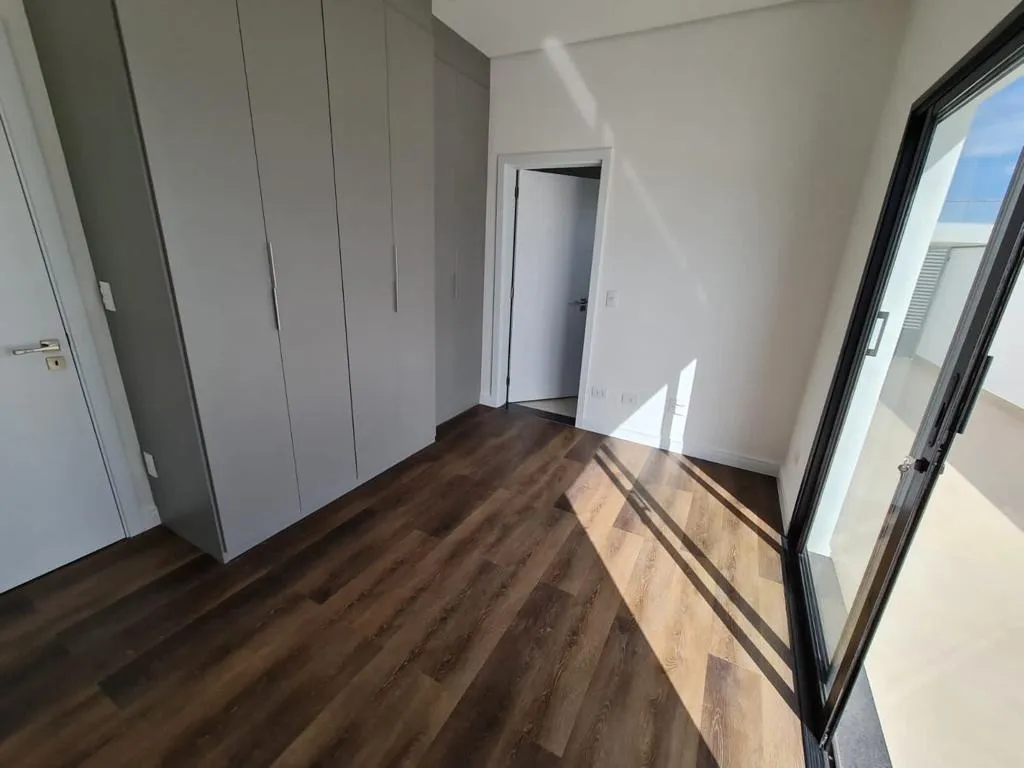 Imagem Linda Casa Térrea no Ecoresidencial Fazenda Jequitibá com 456m².